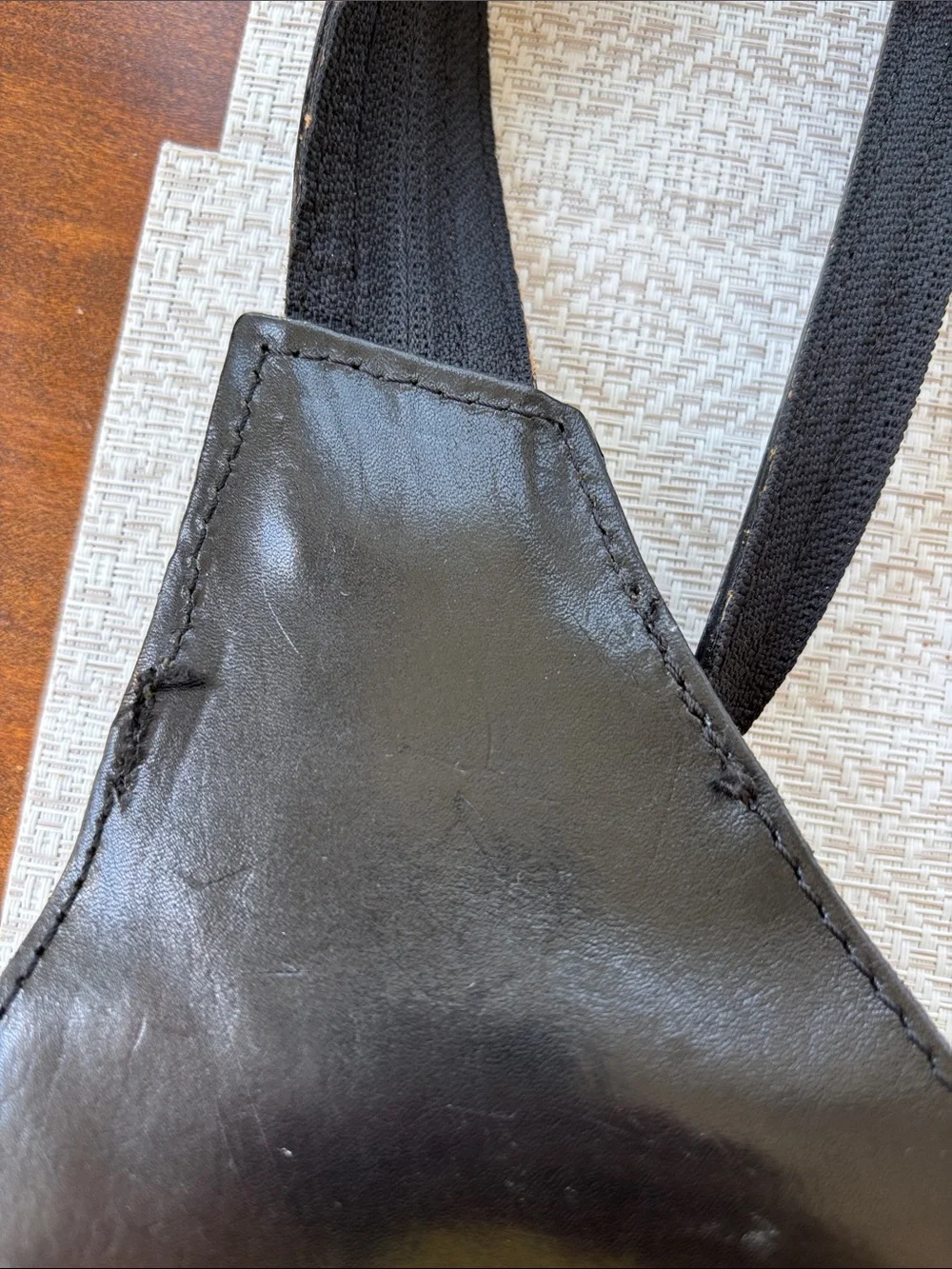 Vintage Italian Petteterria Sling backpack. Beautiful Italian leather.